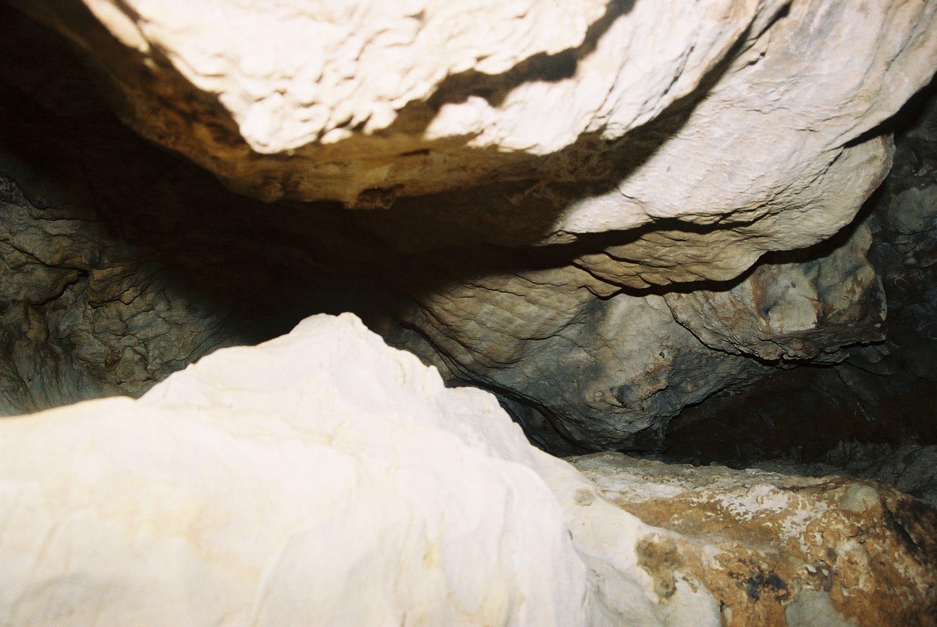 Hallan cuerpo sin vida de un hombre de 67 años en una cueva sumergida en Mochales, Guadalajara