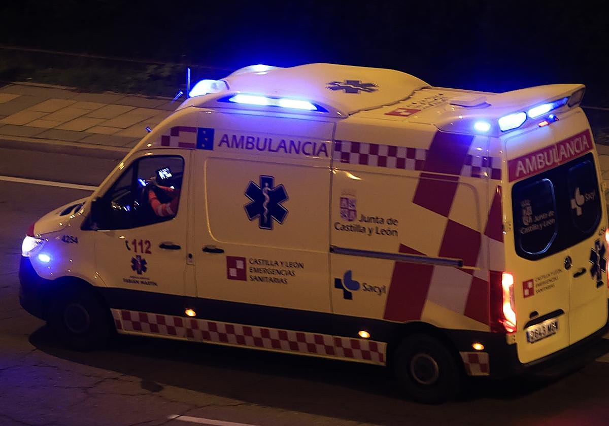 Hombre de 65 años resulta herido tras volcar tractor en Béjar