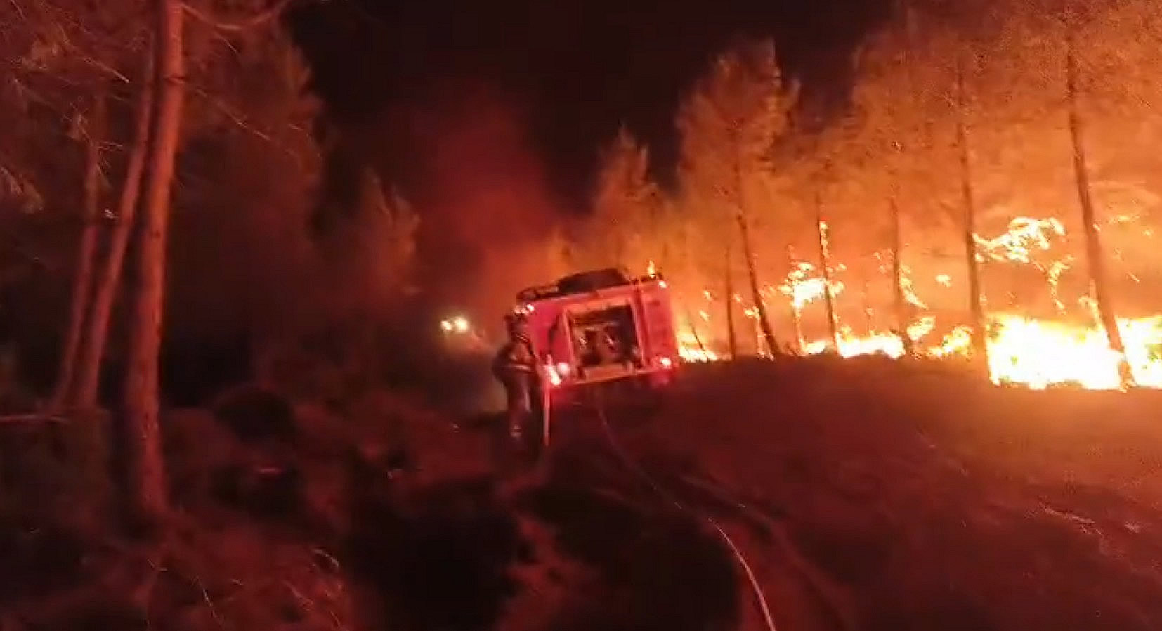 Incendio forestal en Muíños arrasa 4 hectáreas y reitera peligro en el Parque Natural de A Baixa Limia-Serra del Xurés