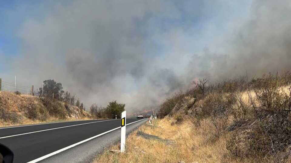 Cuarto incendio en apenas dos días: activado un gran dispositivo en San Bartolomé