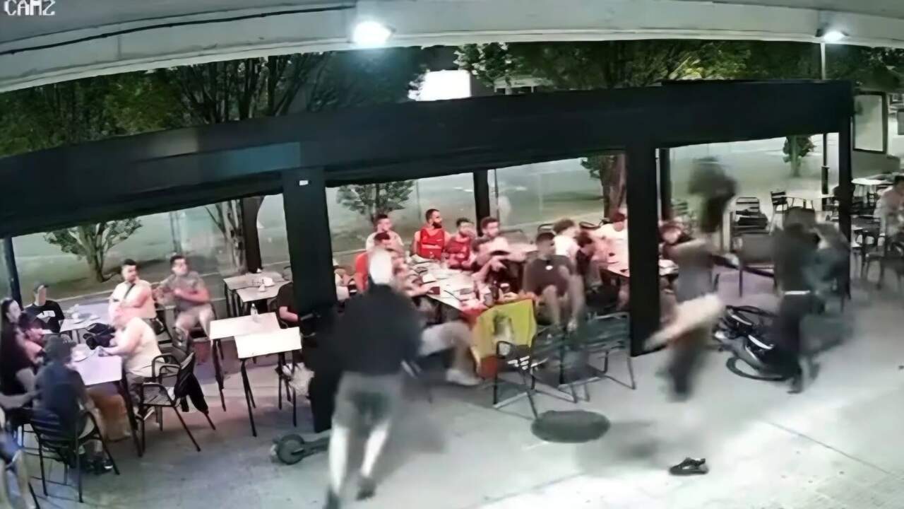 Detienen a varios de los proetarras implicados en la brutal agresión a militares que veían la final del Mundial en Berriozar
