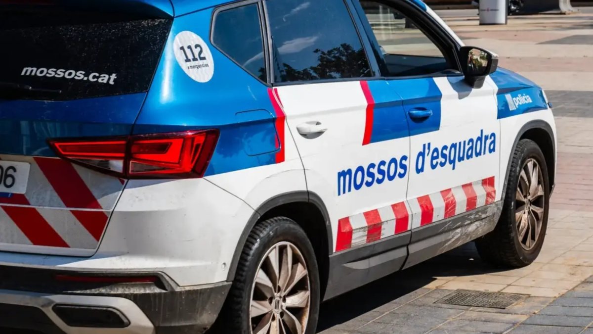 Persecución policial en Vila-seca culmina con la detención de dos menores tras robo de moto