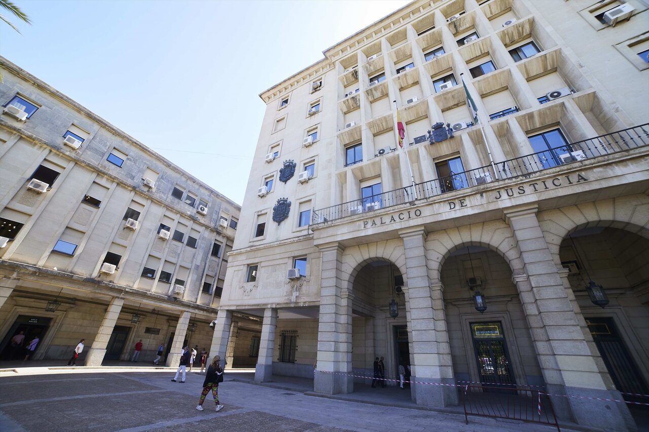 Una pareja denuncia "golpes" a su hijo de nueve meses ejercidos por la profesional de una guardería