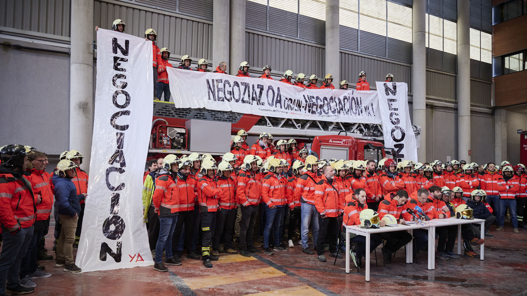 Los bomberos alertan del riesgo de saturar el 112 con las llamadas policiales del 091 y del 062 en Navarra: "Es un grave error"