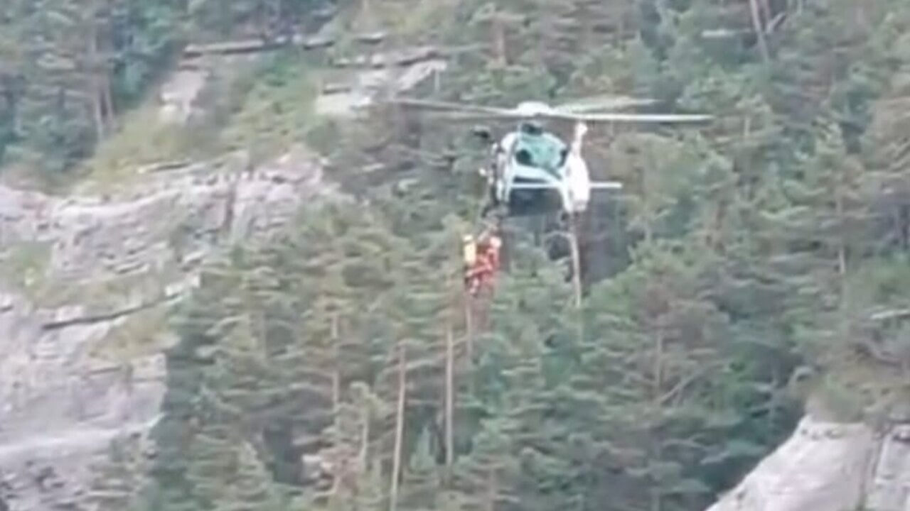 Rescatan en helicóptero a un barranquista de Pamplona tras fracturarse una vértebra en un barranco en Huesca
