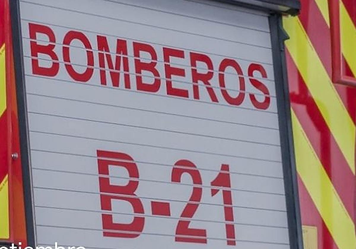 Herida una menor en el incendio en una vivienda en Bailén-Miraflores