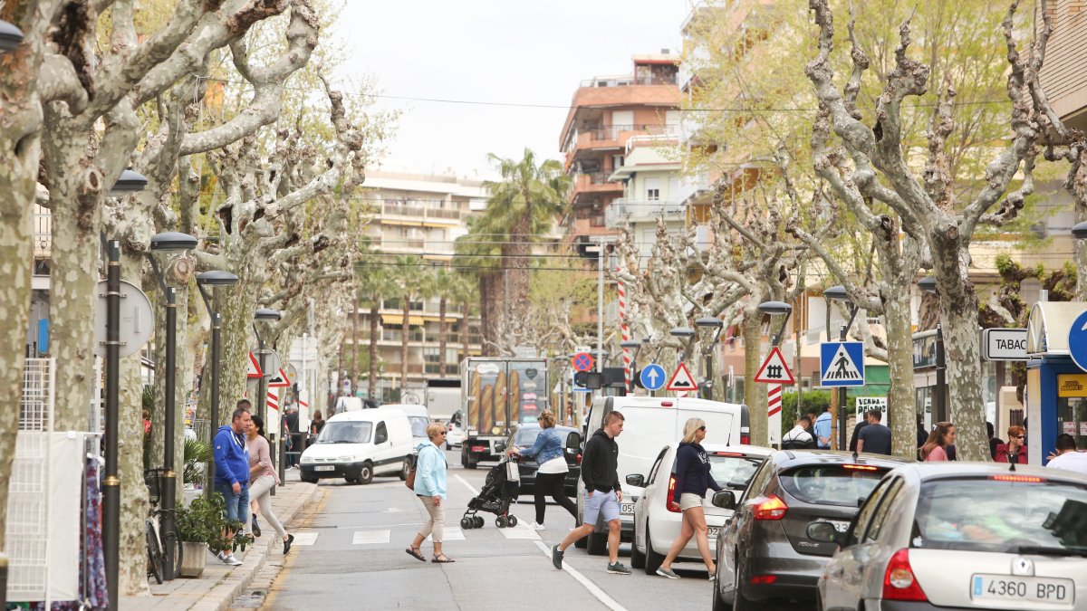 Condenan a un hombre por causar daños en ocho vehículos y una motocicleta en Salou