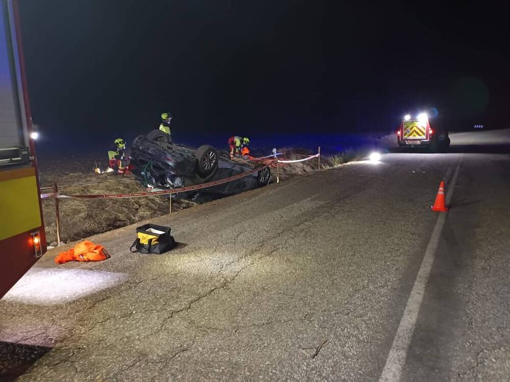 Herido tras volcar un coche en la SG-V-2136