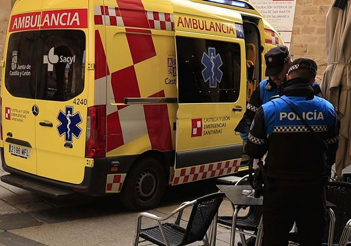 Impacta contra un muro en una urbanización próxima a Salamanca y queda atrapado
