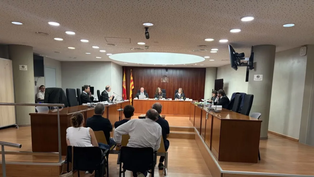 Fiscalía pide prisión en el caso Carreteras y las defensas, absolución