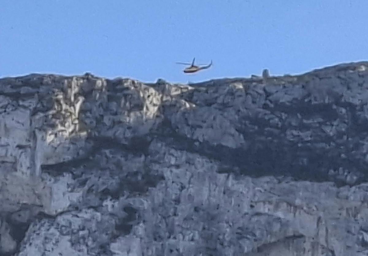 <p><strong>"Intensa tarde de rescates en Alicante: ciclista herido y dos senderistas extraviados son evacuados por el Grupo Especial de Rescate"</strong></p>