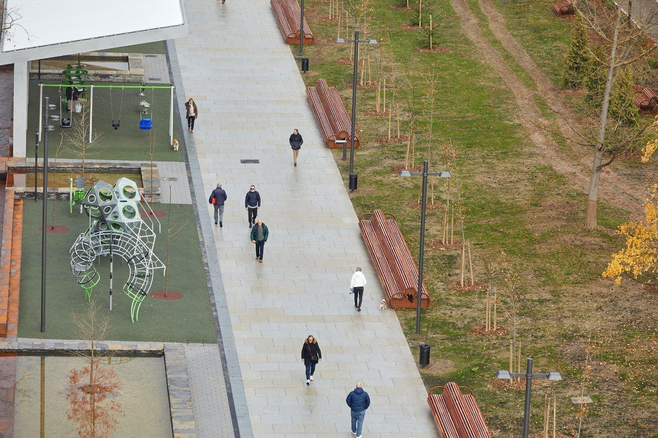 <p><strong>"Los Niños del Parque de Los Herrán en Vitoria Salen ‘Negros’ Tras Jugar: Padres Exigen Soluciones Urgentes"</strong></p>