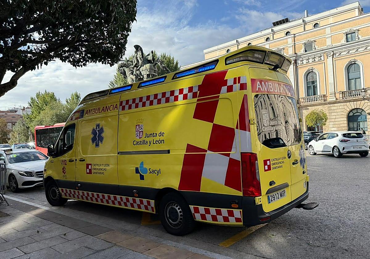 Motorista herido tras colisionar con un turismo en la avenida del Cid de Burgos