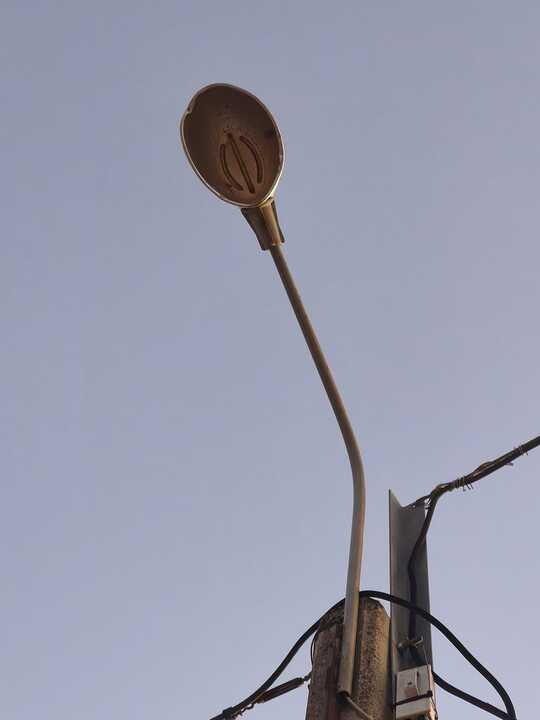 Farolas destrozadas en Paymogo. Fuente: Ayto. Paymogo