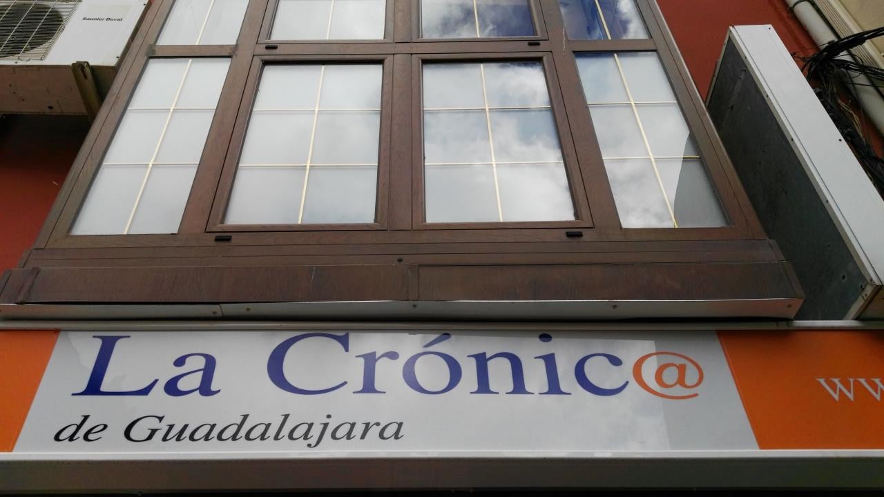 Acusado por estafa agravada: Funcionario judicial enjuiciado por lucrarse ilegalmente en Castilla-La Mancha