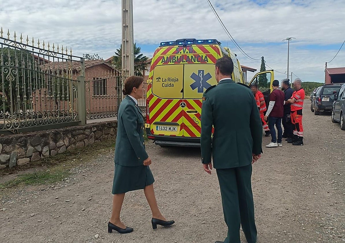 Dos guardias civiles reaniman a un hombre en parada cardiorrespiratoria