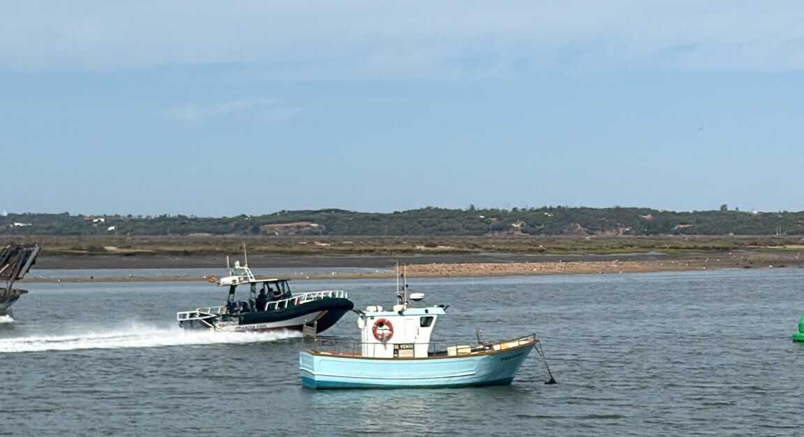 Operativo contra el repostaje de combustible de narcolanchas en la ría Carreras de Isla Cristina
