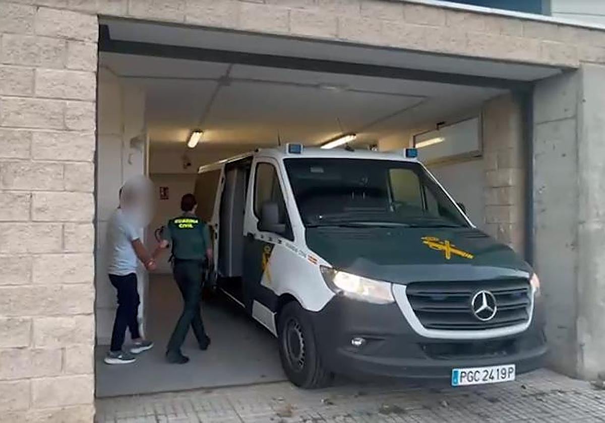 GUARDIA CIVIL |El insólito negocio de una red desarticulada con un detenido en Alicante: embarazadas brasileñas y partos en España