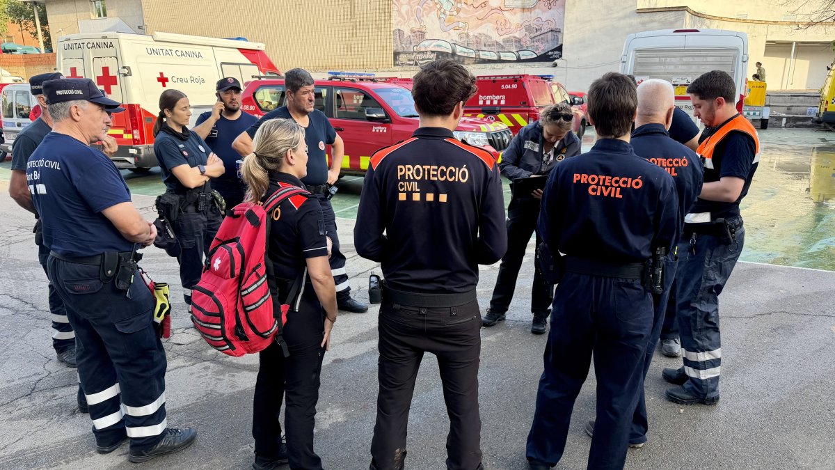 Unas 470 personas participan en la búsqueda del menor desaparecido durante el temporal en Granollers