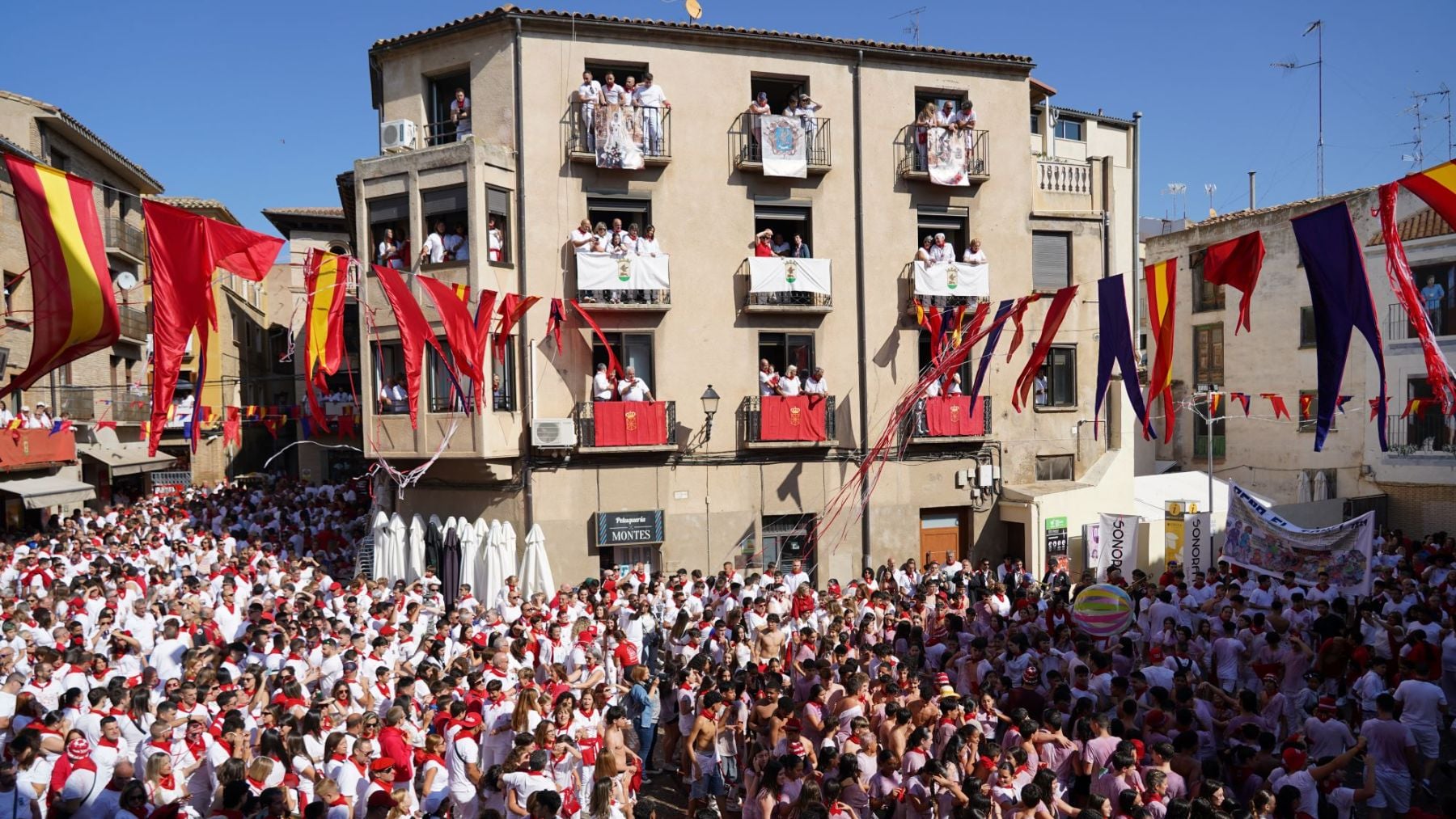Dos detenidos por una violenta agresión en fiestas de Corella con botellas de cristal rotas
