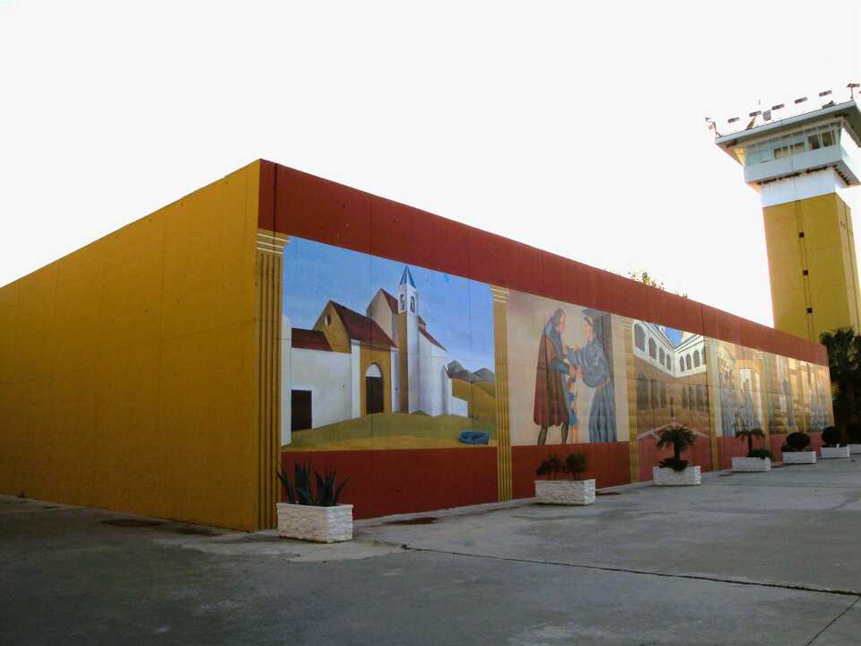 Un interno agrede a varios trabajadores en la enfermería de la prisión de Huelva