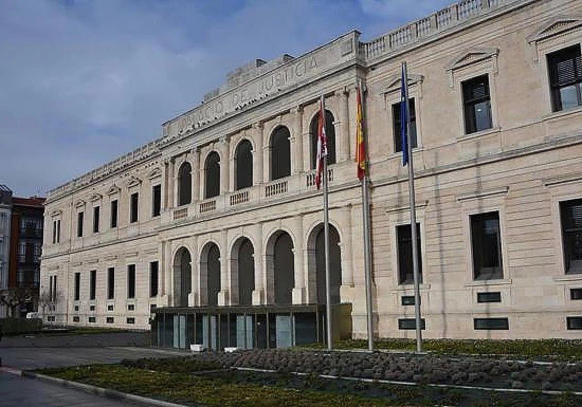 Piden tres años y medio de cárcel para dos hombres por estafar 120.000 euros a un amigo de Burgos
