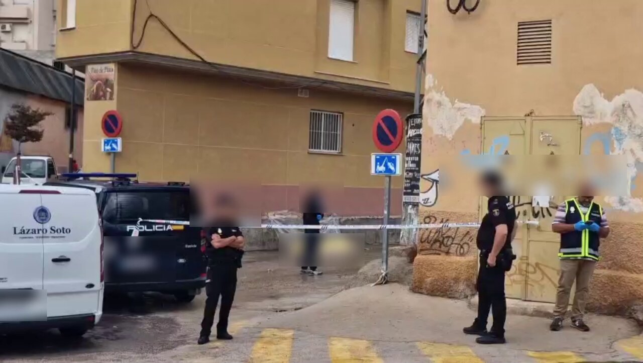 Francisco Lucas confirma que el hombre hallado con un cuchillo clavado en el pecho en Lorca se suicidó