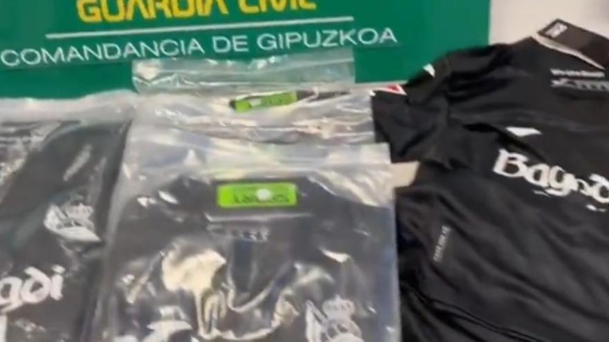 Interceptan 32 equipaciones falsas de la Real Sociedad