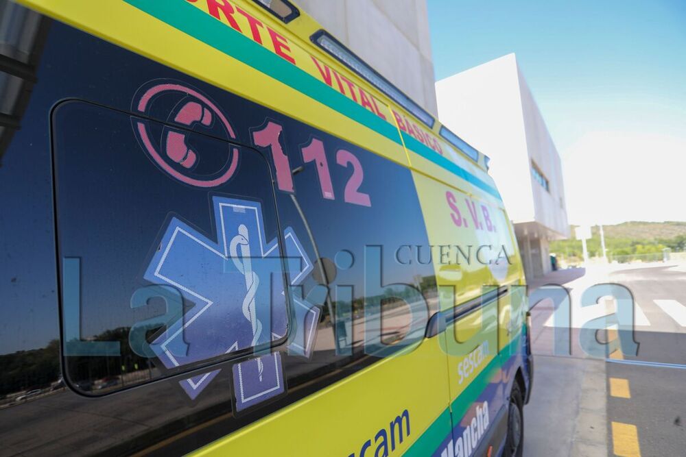 Herido un motorista de 54 años en un camino de Salvacañete