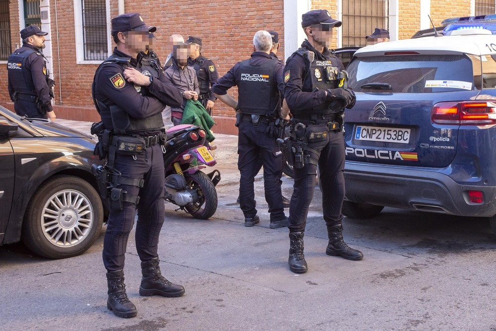 Desmantelan dos puntos de venta de droga en Santa Teresa