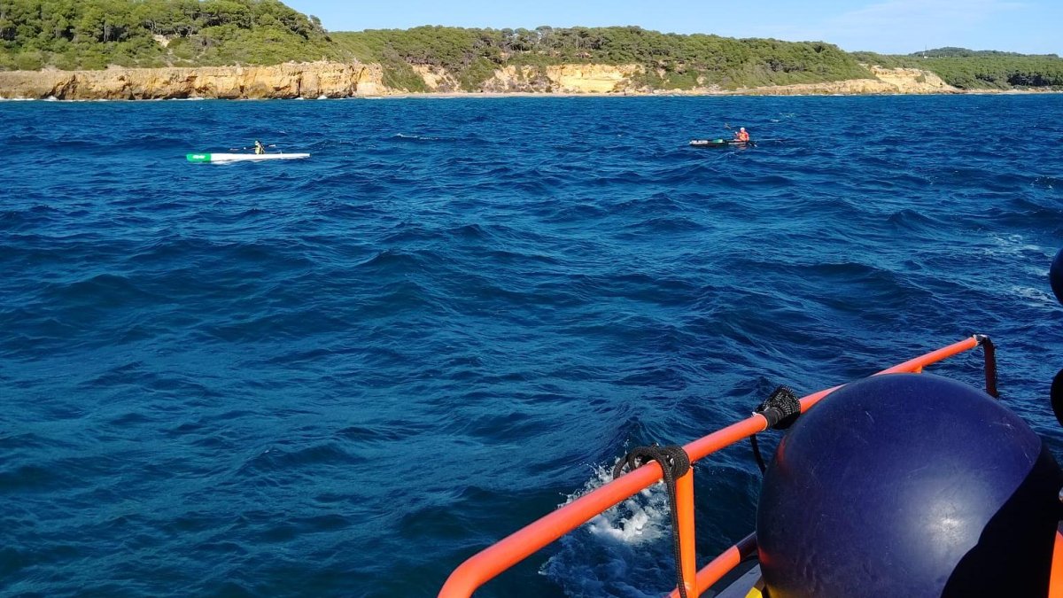 Salvamento Marítimo movilizado por la desaparición de dos kayakistas en Tarragona