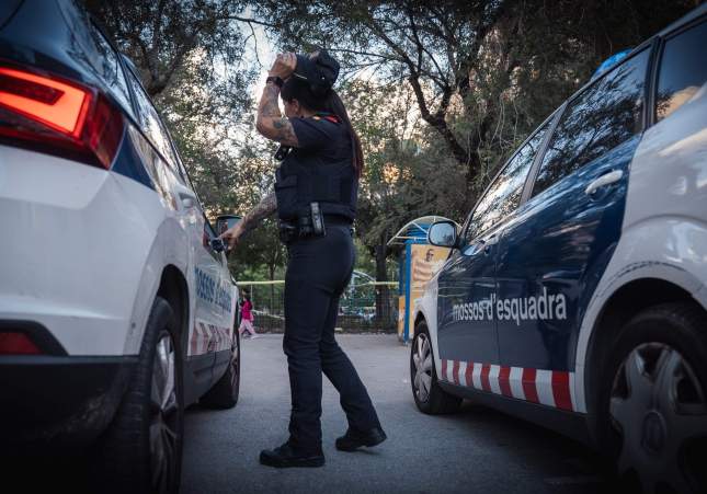 Mossos arxiu (2)