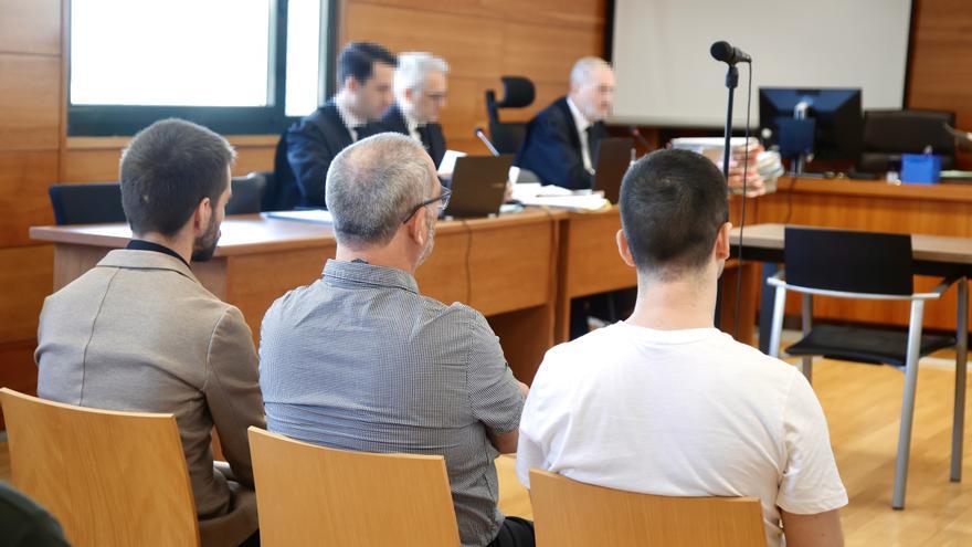 Las defensas del bulo del "caso Bar España" piden que se declaren prescritos los delitos