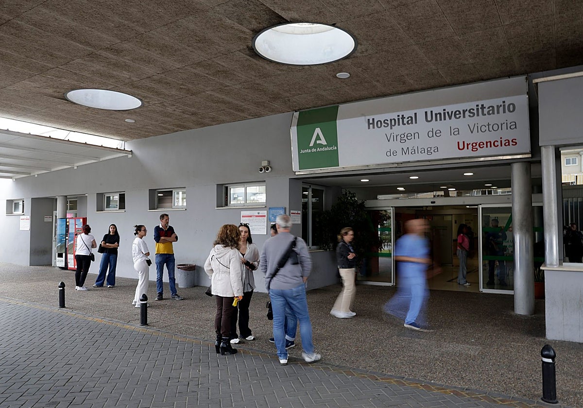 Un camarero de la boda con 40 intoxicados en Benalmádena, ingresado en el Clínico