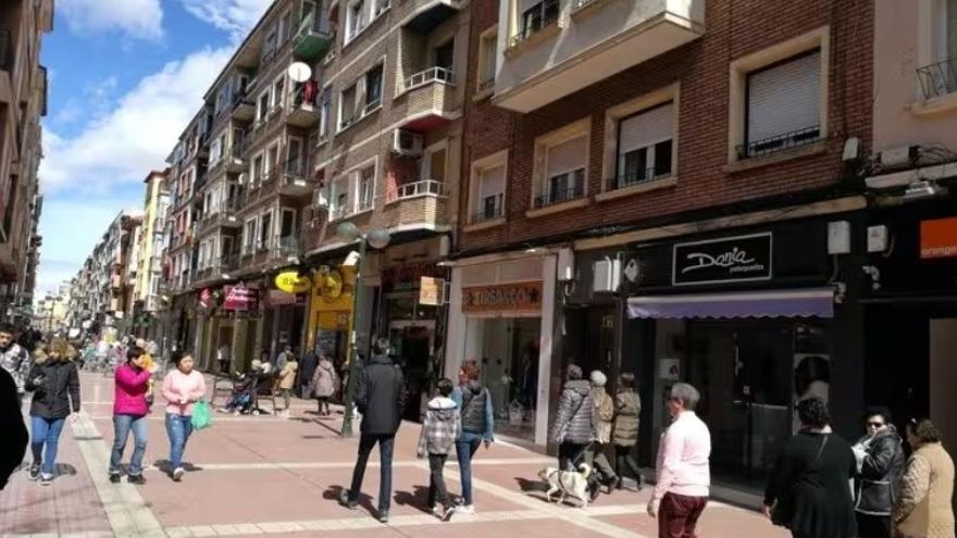 Muere una niña al caer accidentalmente desde una ventana de su casa en Zaragoza