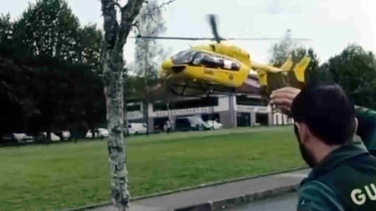Evacuada de urgencia en helicóptero tras sufrir un fallo cardíaco en un autobús en Navarra